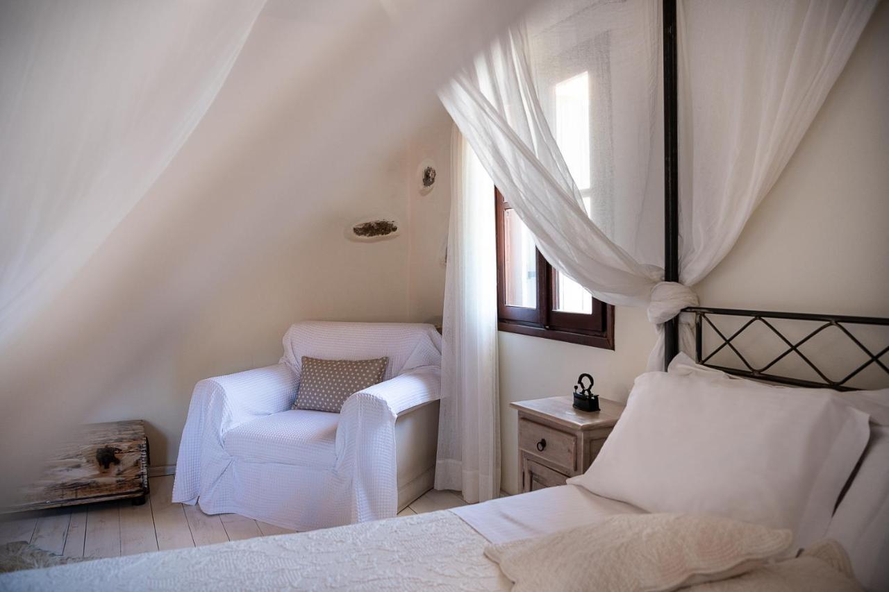 Verekinthos Villas - Pool, Hot Tub, Bbq, Kids Playground, Stunning Mountain Views Yerolákkos Esterno foto