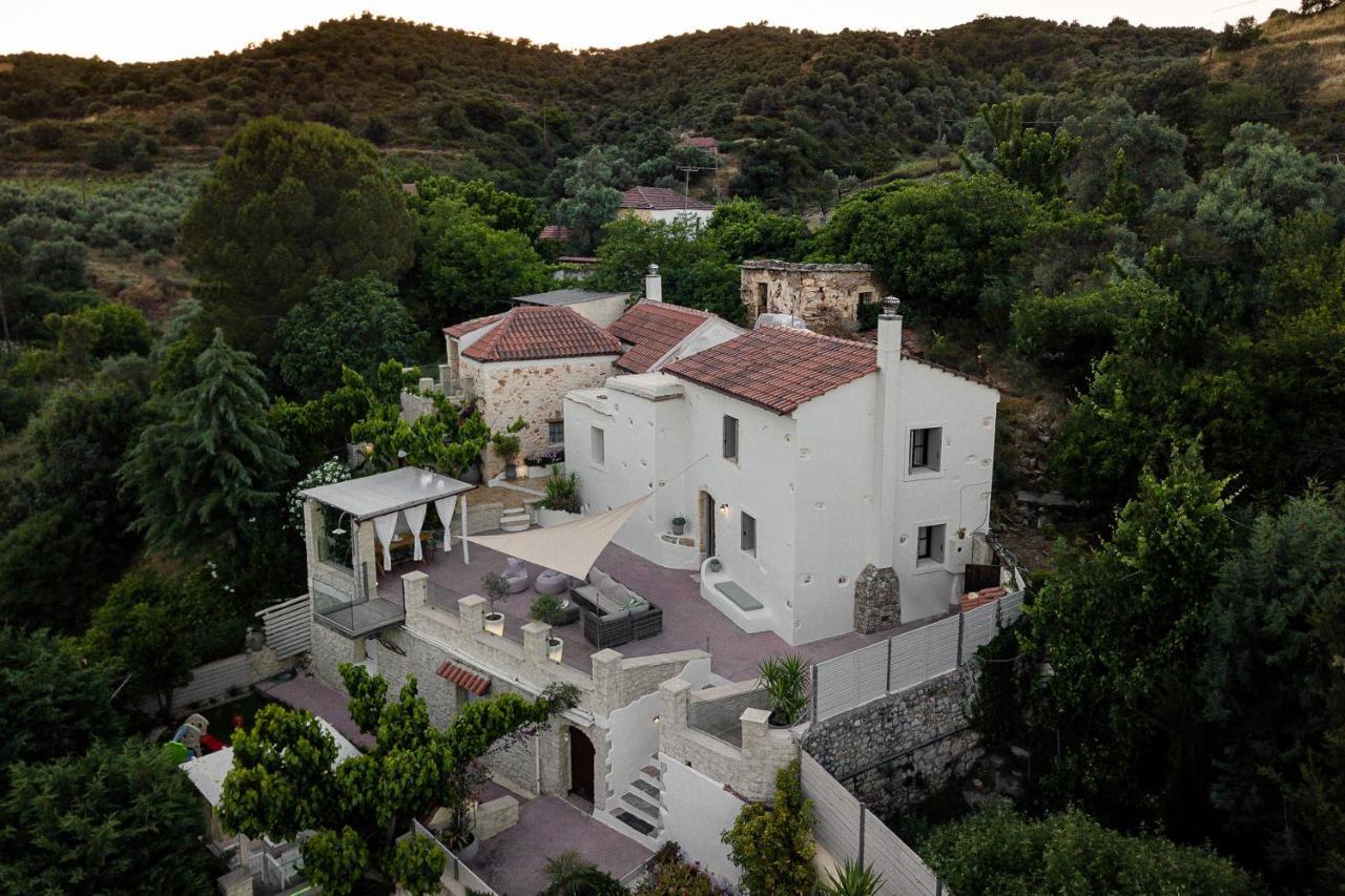Verekinthos Villas - Pool, Hot Tub, Bbq, Kids Playground, Stunning Mountain Views Yerolákkos Esterno foto