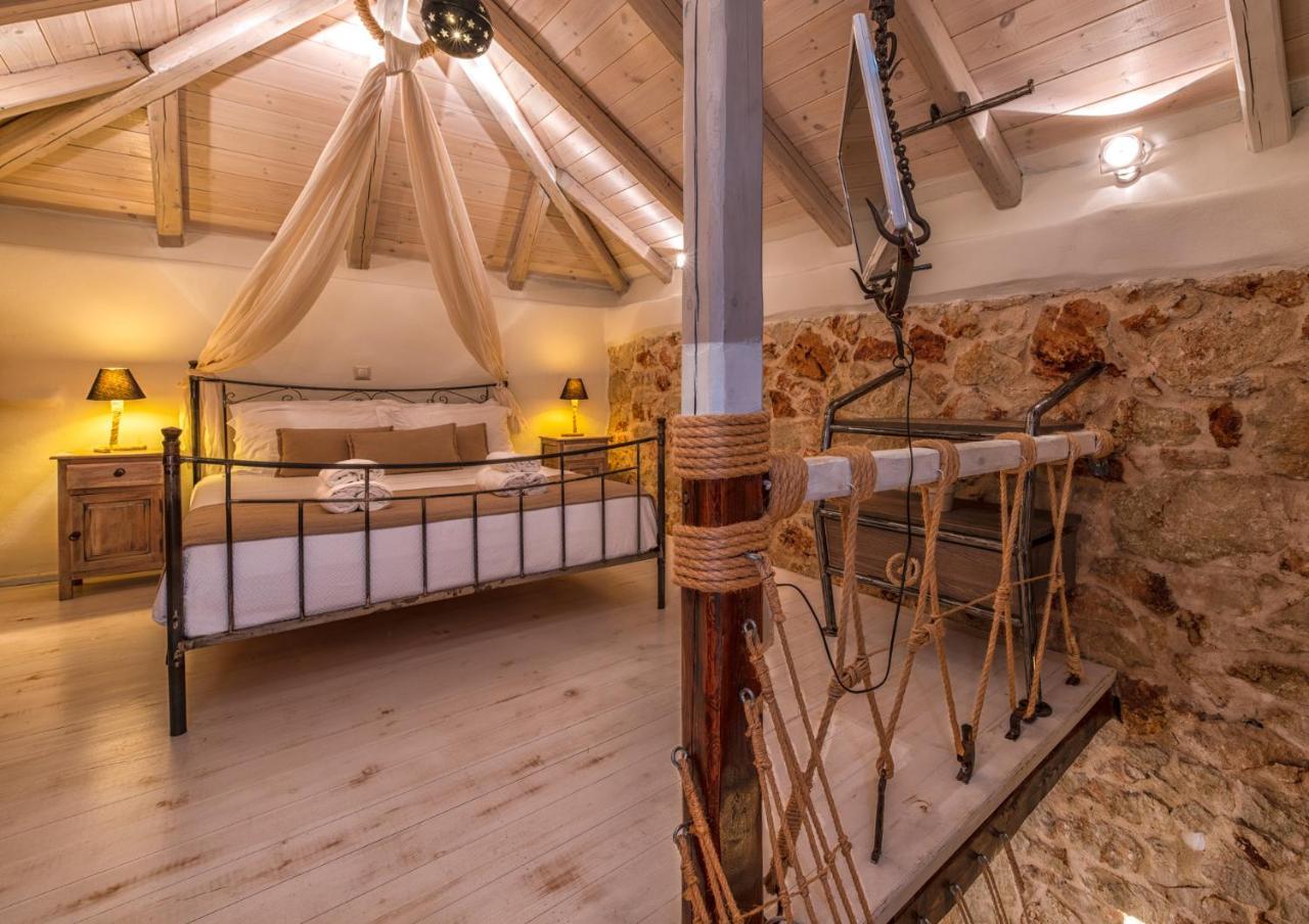 Verekinthos Villas - Pool, Hot Tub, Bbq, Kids Playground, Stunning Mountain Views Yerolákkos Esterno foto